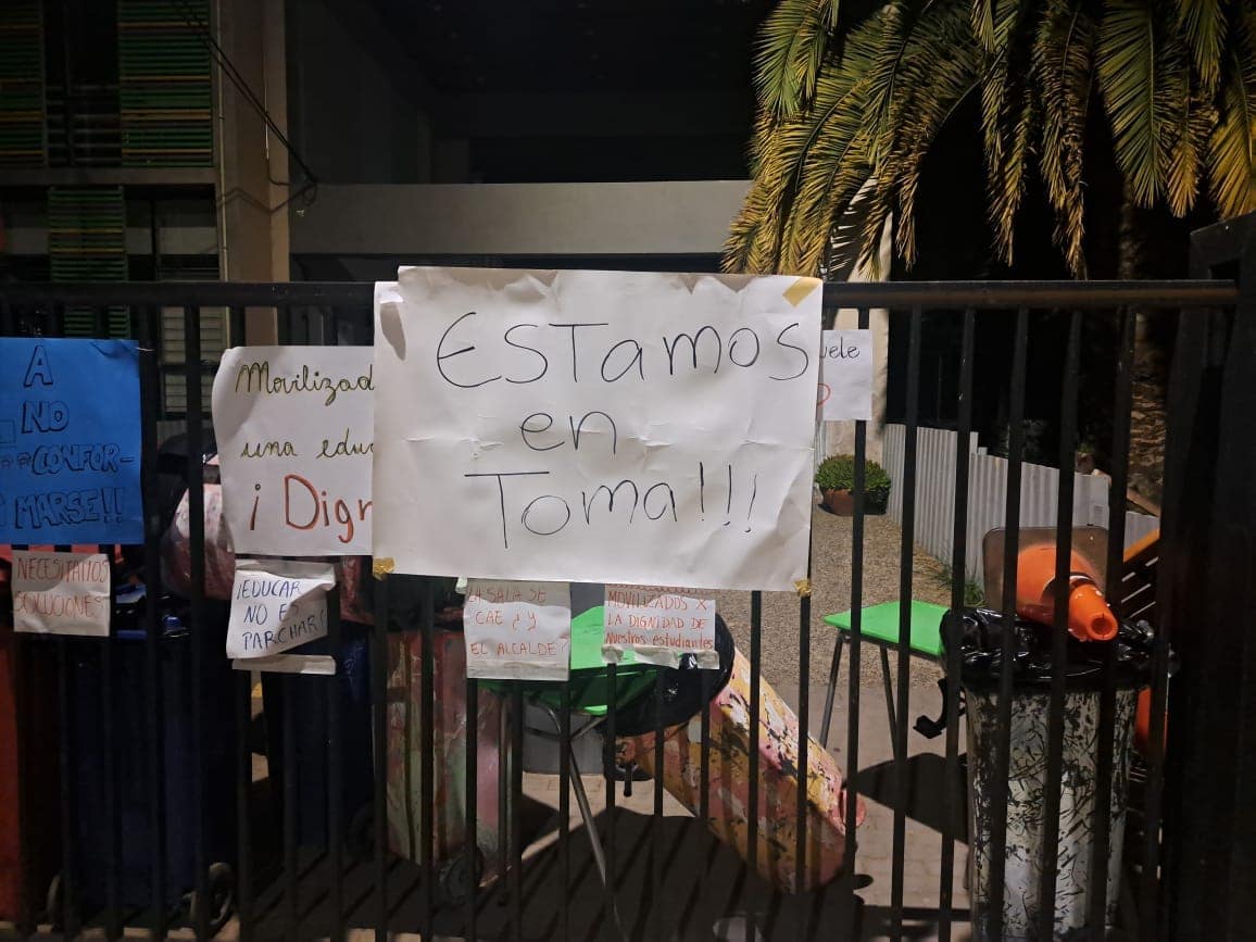 En este momento estás viendo «¿Y el alcalde?»: El movimiento educacional en Navidad