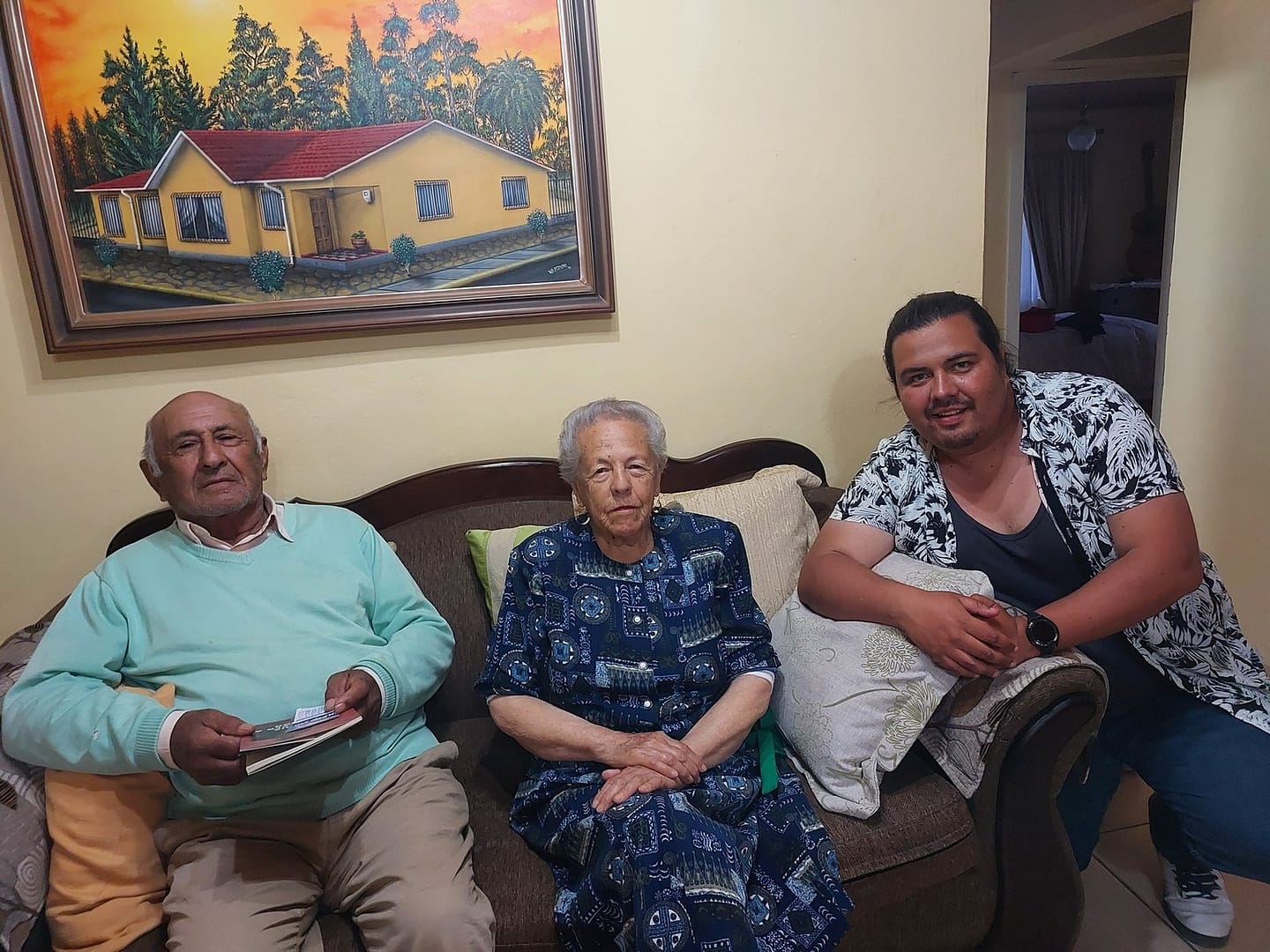 En este momento estás viendo Encuentro con exprofesora Irma Díaz Osorio